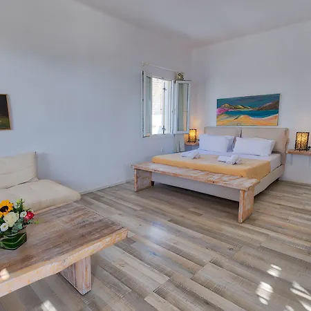 Guest house With-inn Mykonos Tourlos