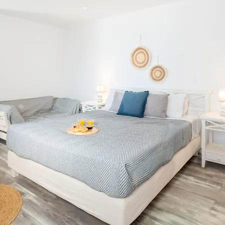 ゲストハウス With-inn Mykonos トゥルロス