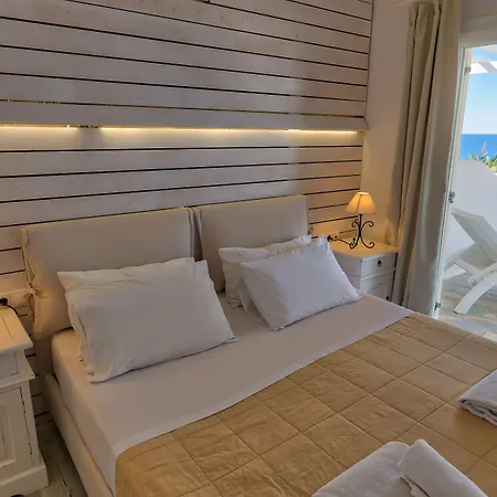 With-inn Mykonos בית הארחה טורלוס