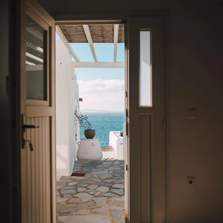With-inn Mykonos 4* טורלוס