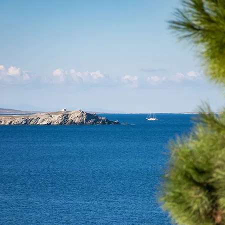 With-inn Mykonos 3* 투를로스
