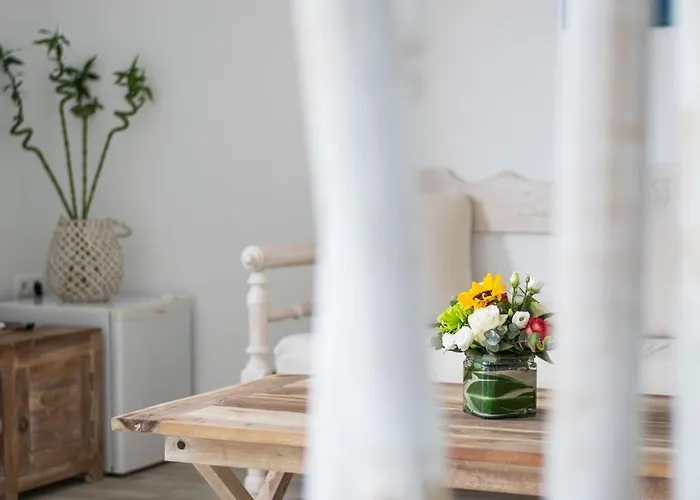 With-inn Mykonos 4* Τούρλος