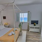 With-inn Mykonos Gæstehus Tourlos